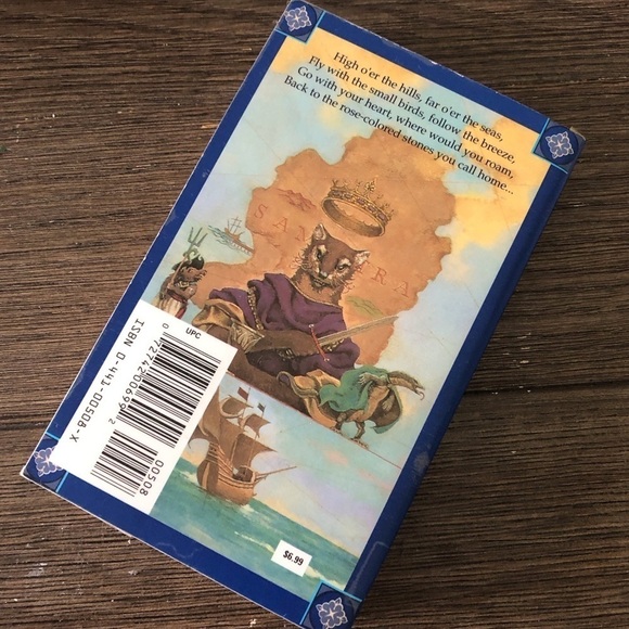 Pearls of Lutra (A Novel of Redwall) by: Brain Jacques paperback book - Picture 5 of 6